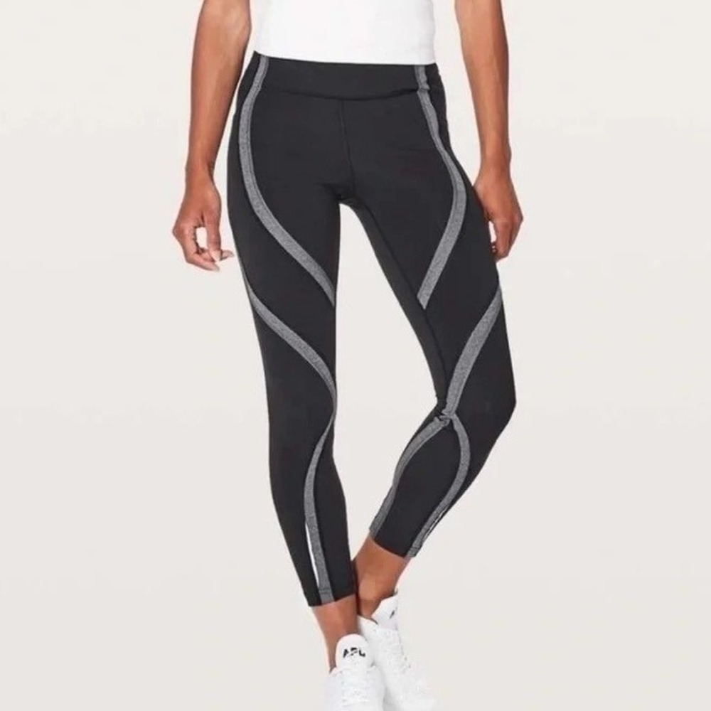 Lululemon Women's Wild Twist 7/8 Legging Black Heathered Black 4 25" High Rise